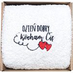 Ręcznik z haftem Dzień Dobry, Kocham Cię w tekturowym pudełku.