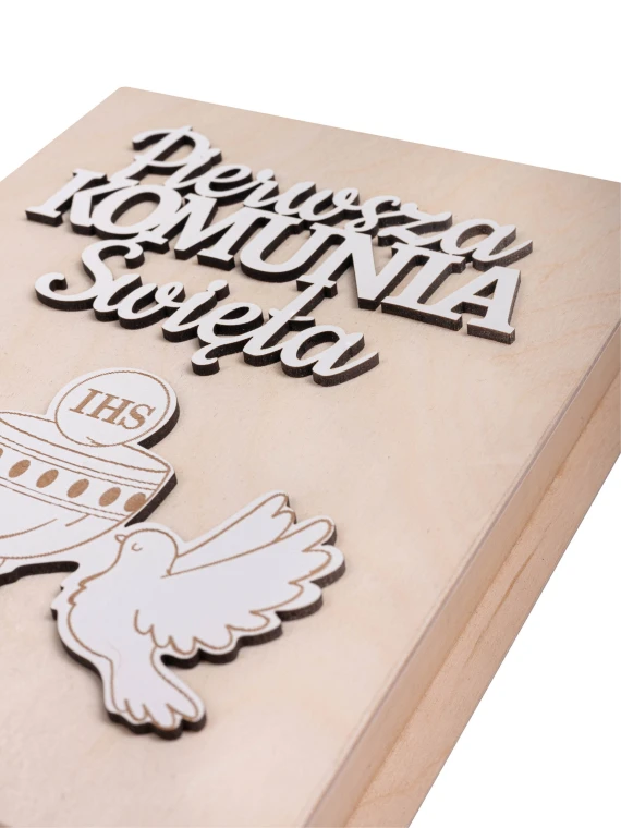 Biblia w drewnianym pudełku z napisem 3D. Pamiątka Pierwszej Komunii Świętej - obrazek 3