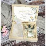 Personalizowane Drewniane Pudełko na Komunię z Aniołkiem złotym Magnes - obrazek 4