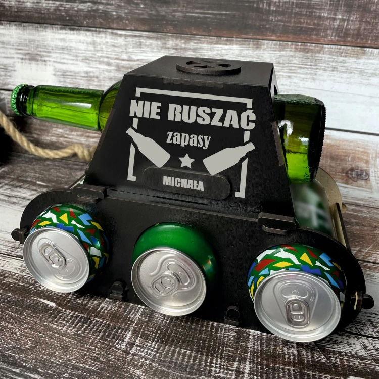 Personalizowany drewniany czołg na piwo