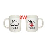 Drewniana skrzynka z haftowanymi ręcznikami i personalizowanymi kubkami na ślub - wyjątkowy podarunek dla nowożeńców. - obrazek 4