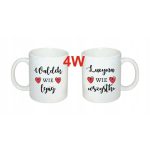 Drewniana skrzynka z haftowanymi ręcznikami i personalizowanymi kubkami na ślub - wyjątkowy podarunek dla nowożeńców. - obrazek 6