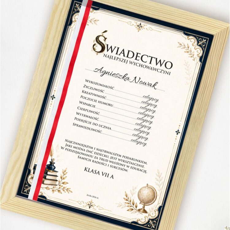 Personalizowane świadectwo dla nauczyciela z miejscem na tytuł imię i podpis klasy