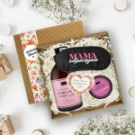 Box kosmetyczny dla mamy z opaską, żelem, musem i drewnianą zawieszką